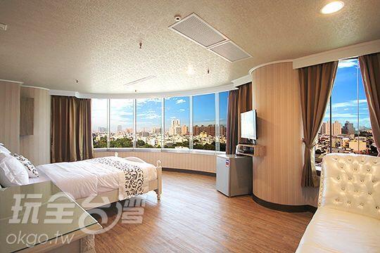 Ya Tai Hotel Kaohsiung Buitenkant foto
