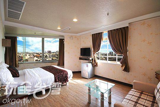 Ya Tai Hotel Kaohsiung Buitenkant foto